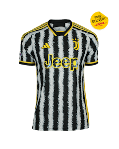 Weston McKennie Juventus FC shirt