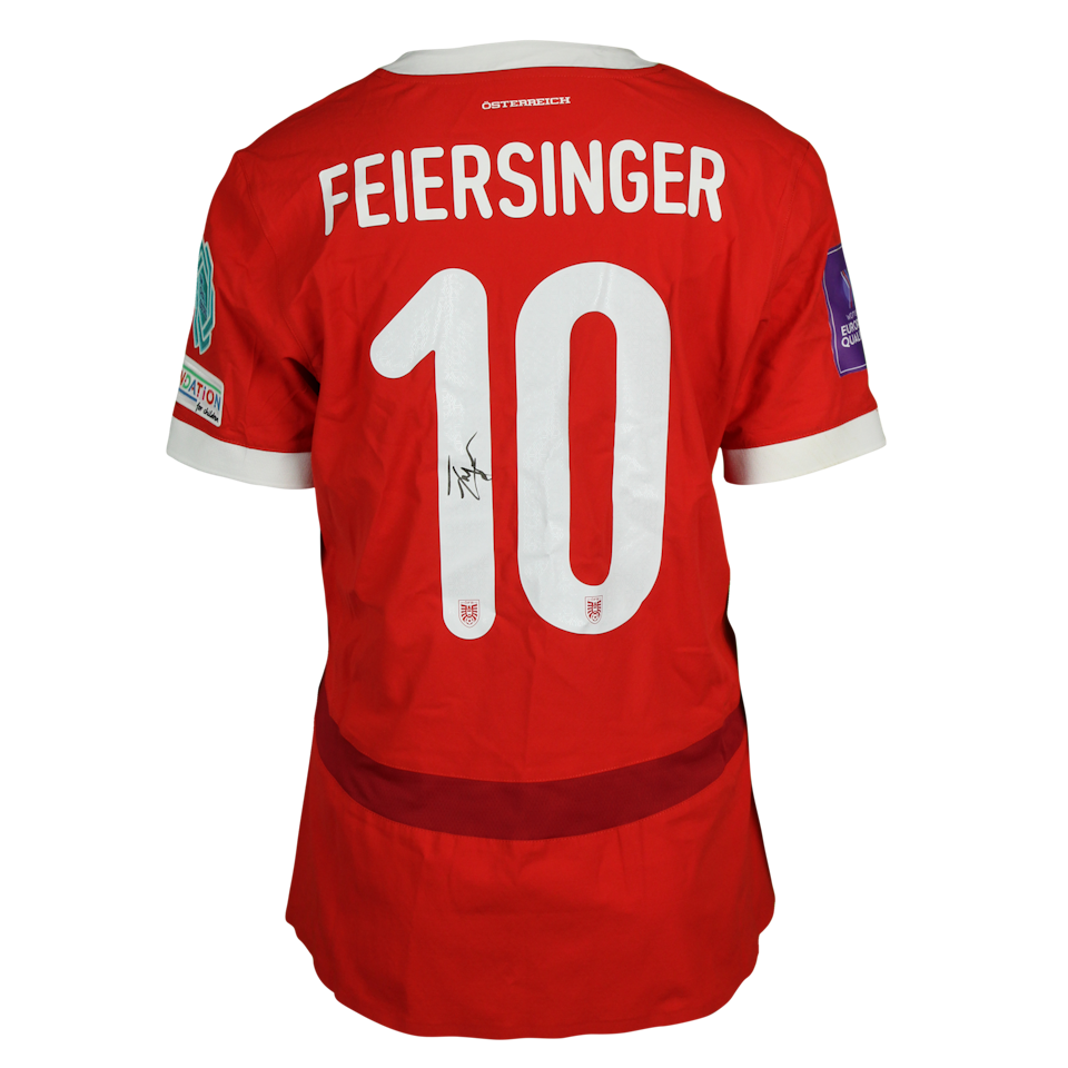 Laura Feiersinger Austria W shirt