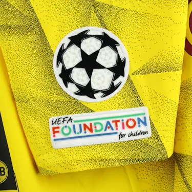 Nico Schlotterbeck Borussia Dortmund jersey