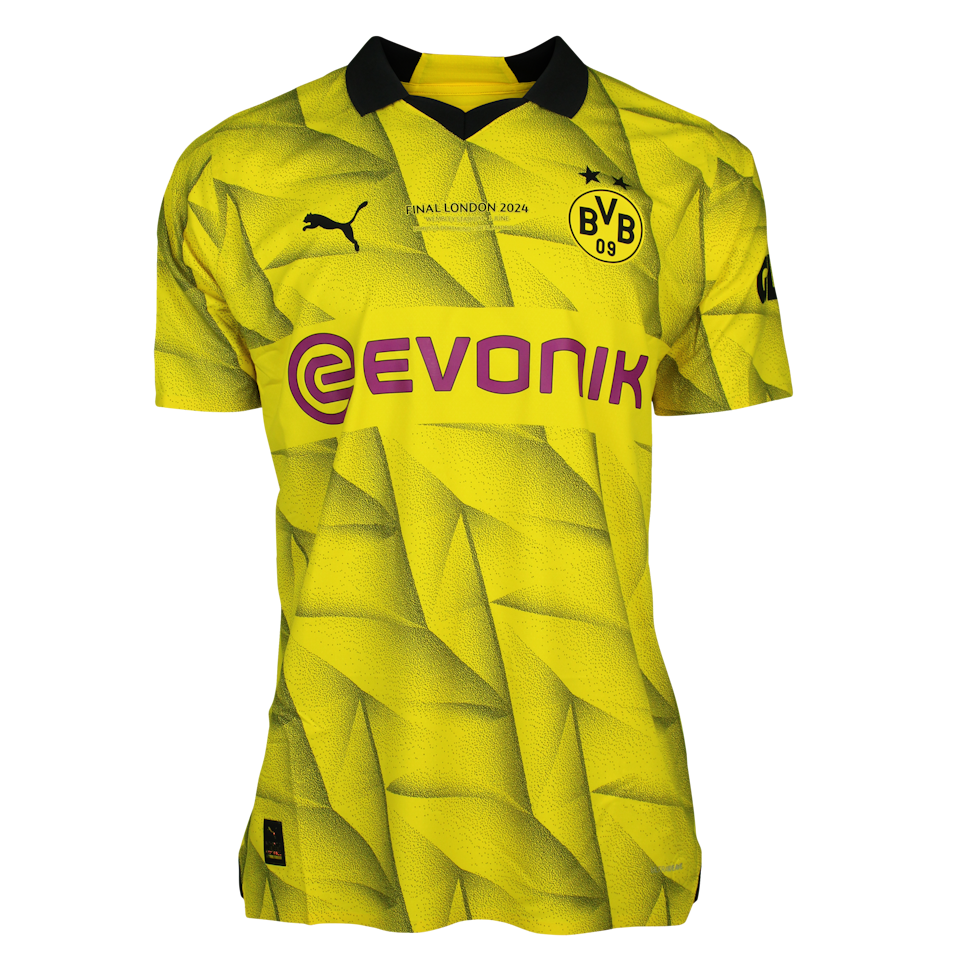 Emre Can Borussia Dortmund shirt