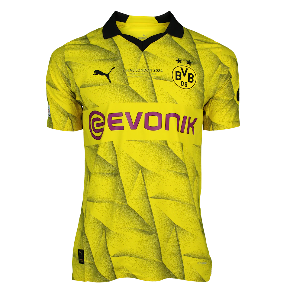Jamie Gittens Borussia Dortmund shirt