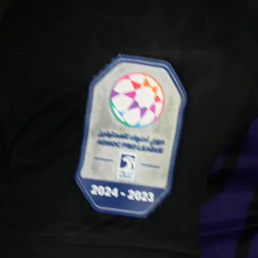 来自Al Ain的Hazem Mohammad Abdullah Abbas球衣