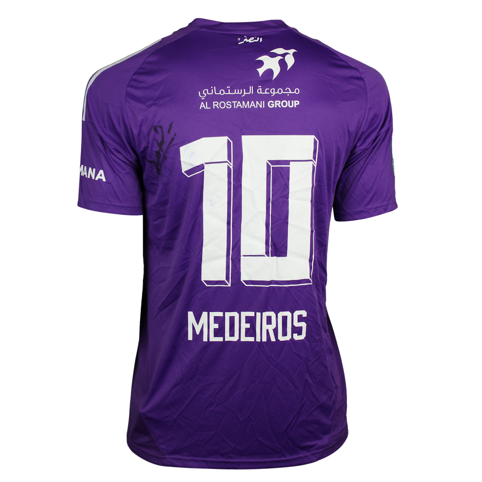 Iuri Medeiros Al Nasr shirt