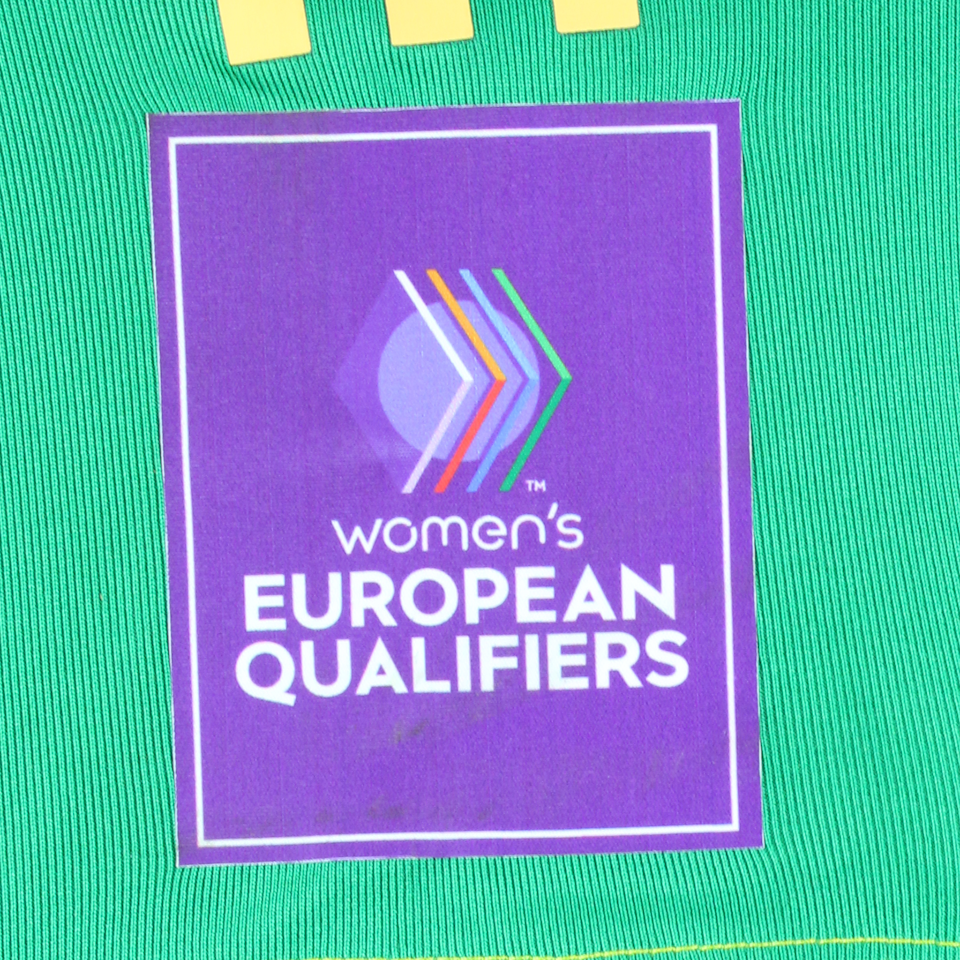 Safia Middleton-Patel Wales W jersey