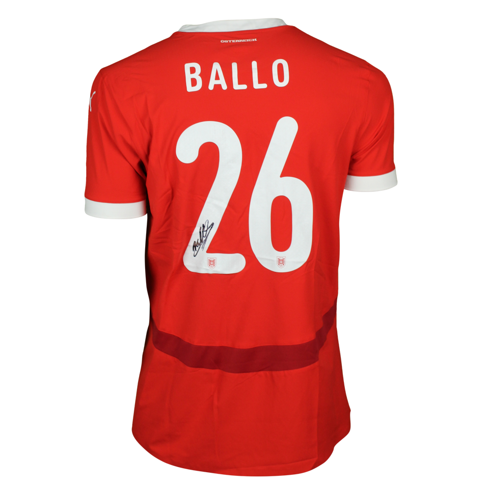 Thierno Ballo Austria camisa.