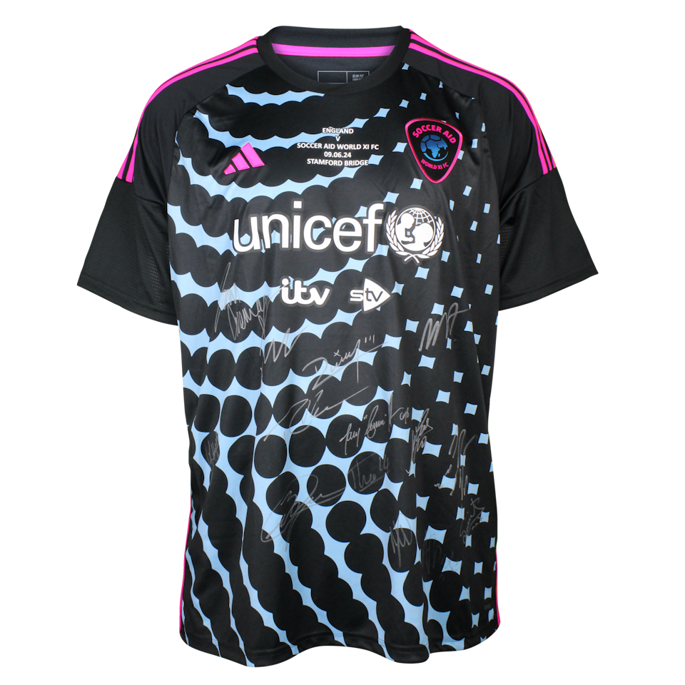 Squad Signed Shirt - 4