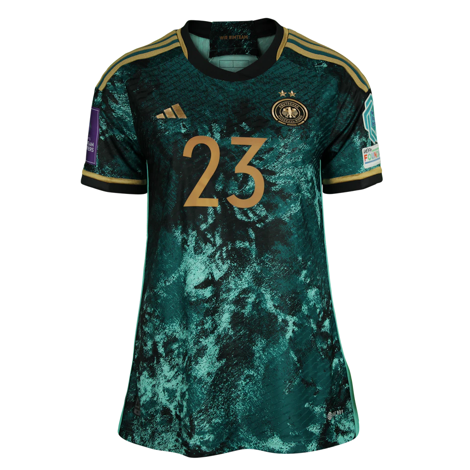 Germany W-Trikot von Sara Doorsoun