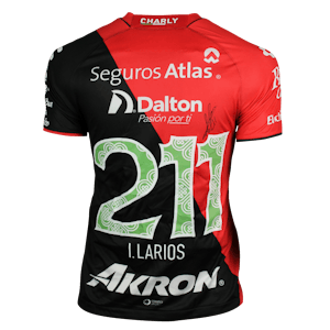 Israel Larios