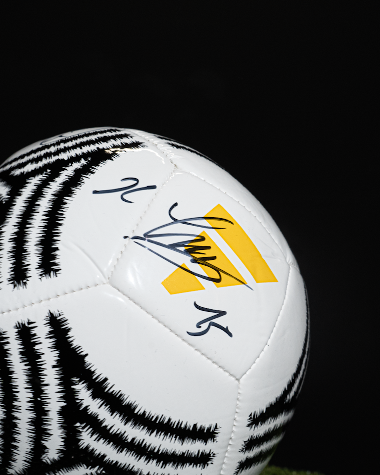 Squad Signed Ball - 5