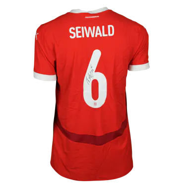来自Austria的Nicolas Seiwald球衣