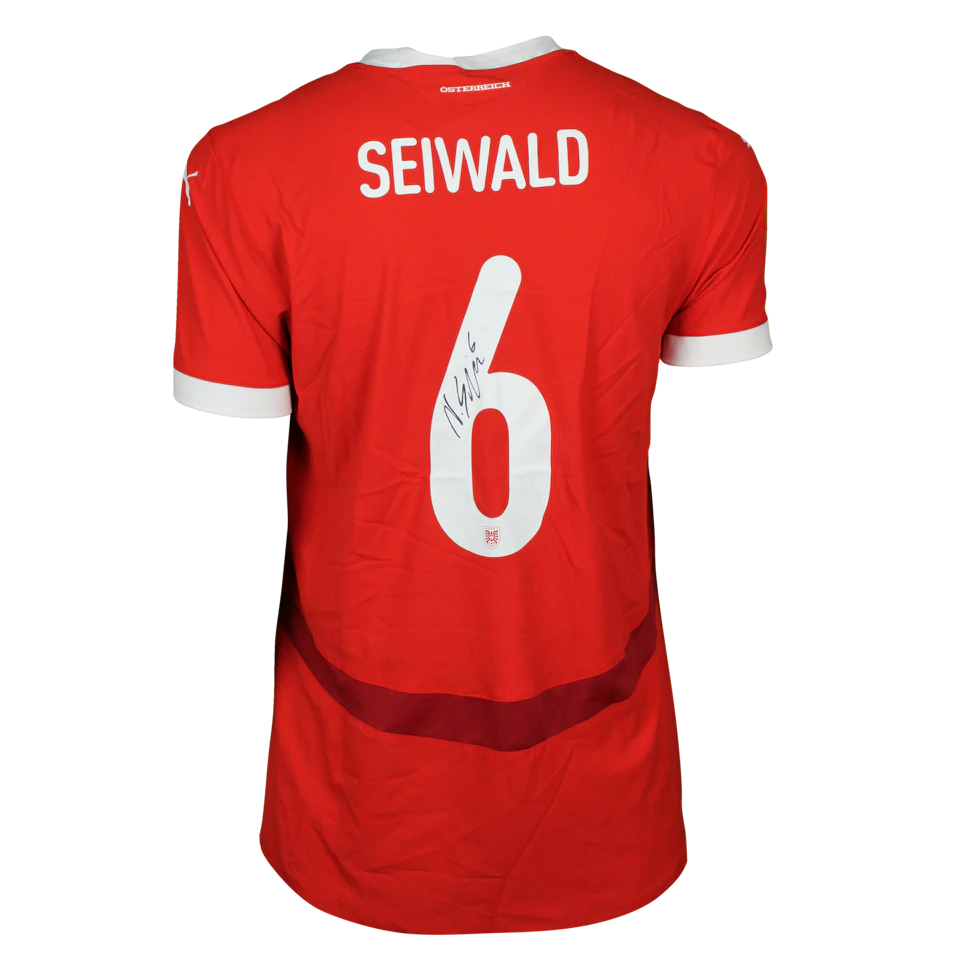 来自Austria的Nicolas Seiwald球衣