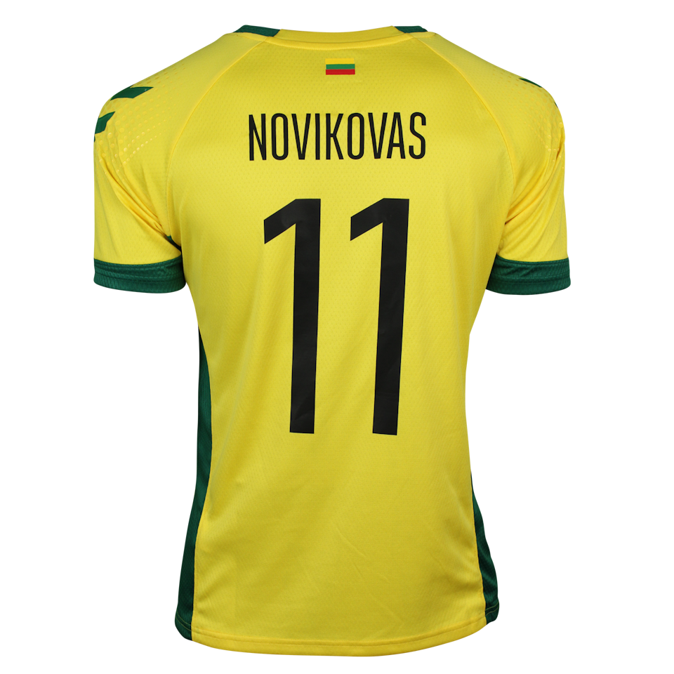 Arvydas Novikovas Lithuania のシャツ