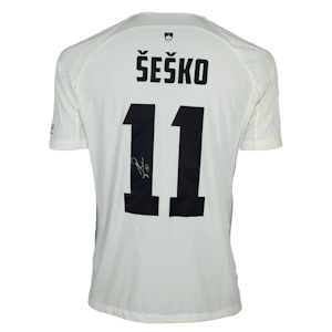 Benjamin Šeško Slovenia shirt