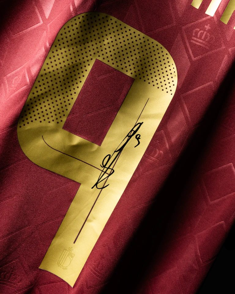 Leandro Trossard Belgium jersey
