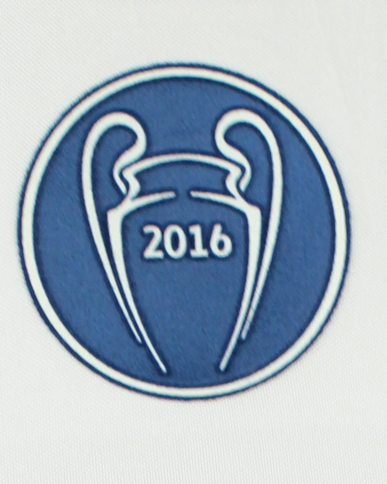 Real Madrid | UCL 2016/2017 Squad Signed Shirt