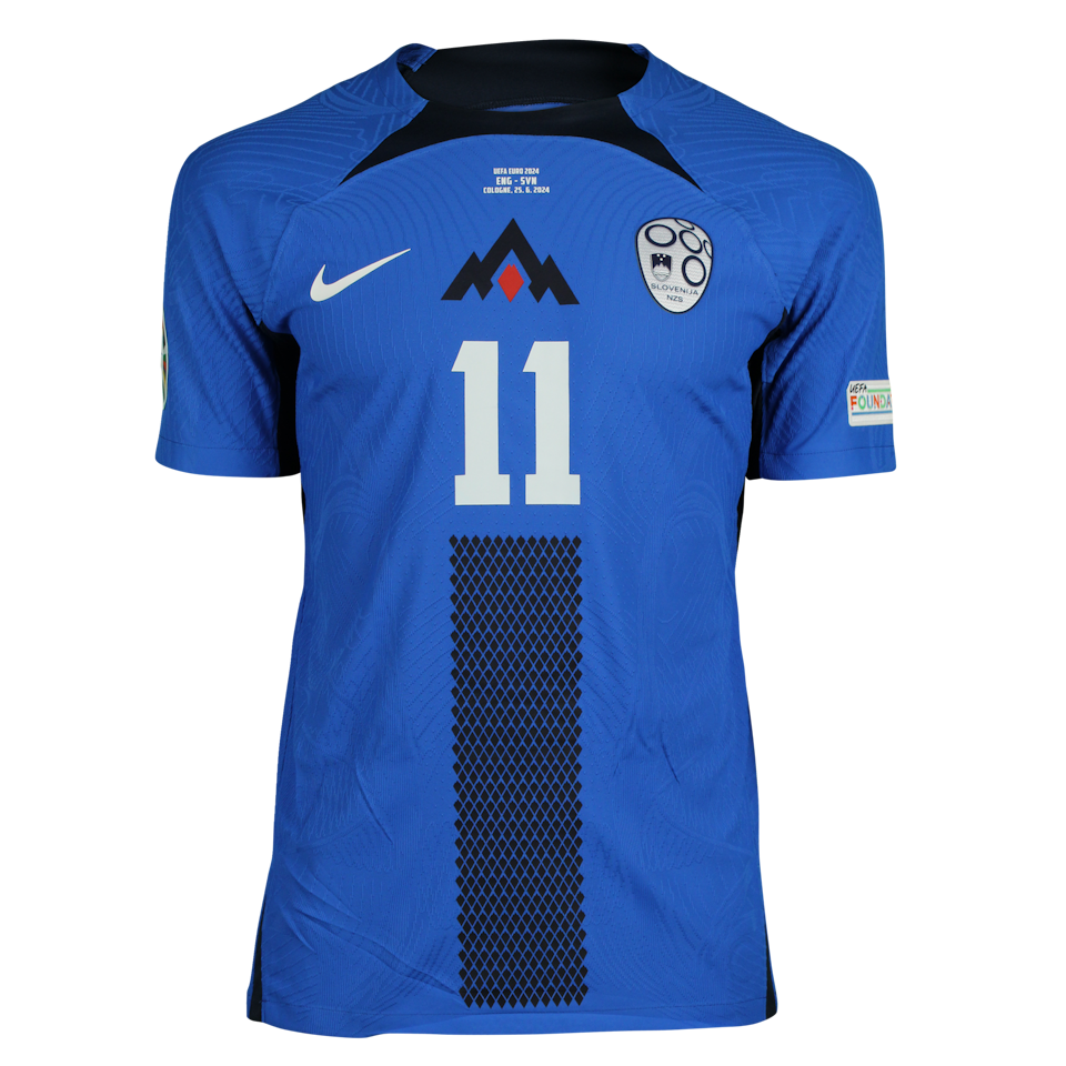 Benjamin Šeško Slovenia shirt