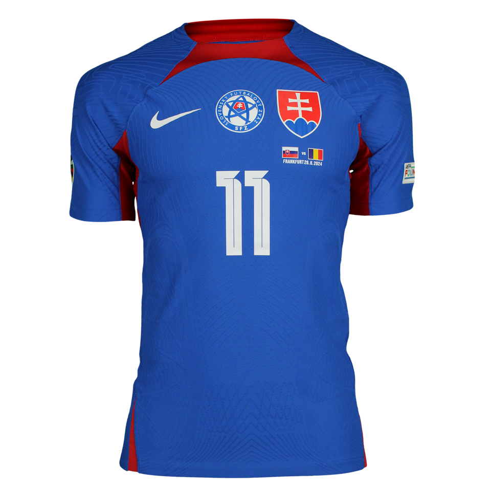 László Bénes Slovakia shirt