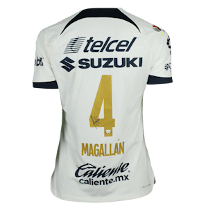 Lisandro Magallán Pumas camisa.