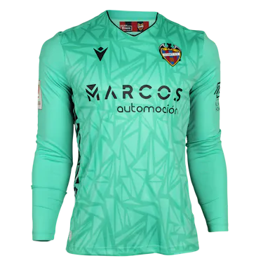 Joan Femenías del Salto Levante UD jersey