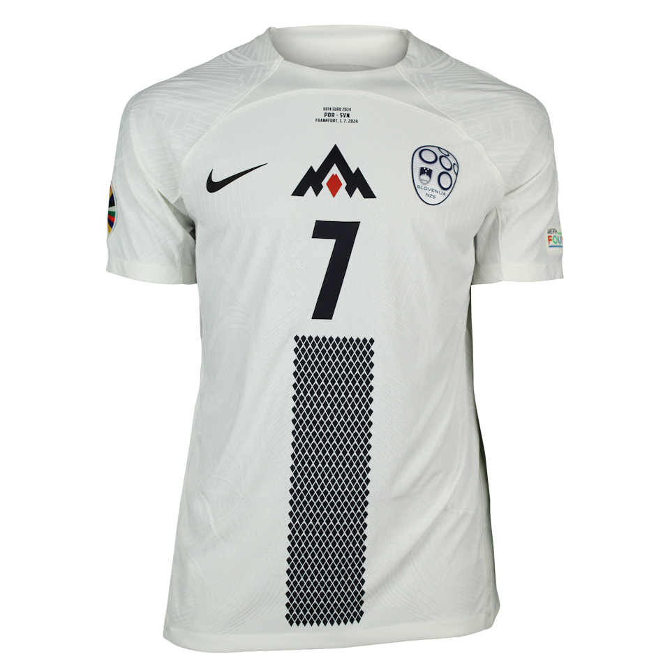 Benjamin Verbič Slovenia jersey