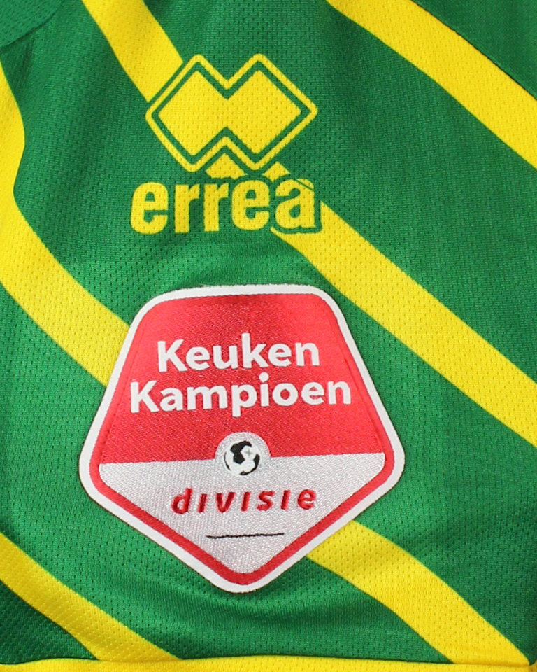 Jerry van Wolfgang ADO Den Haag shirt