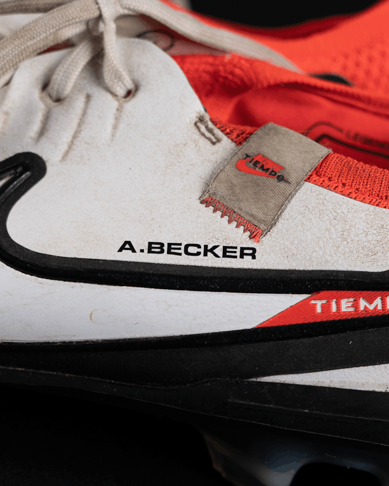 Alisson Becker Boots