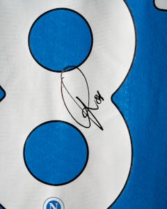 Giacomo Raspadori Napoli camisa.