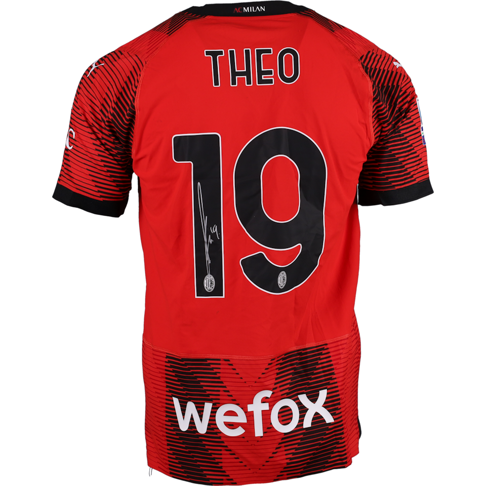 Theo Hernández AC Milan shirt