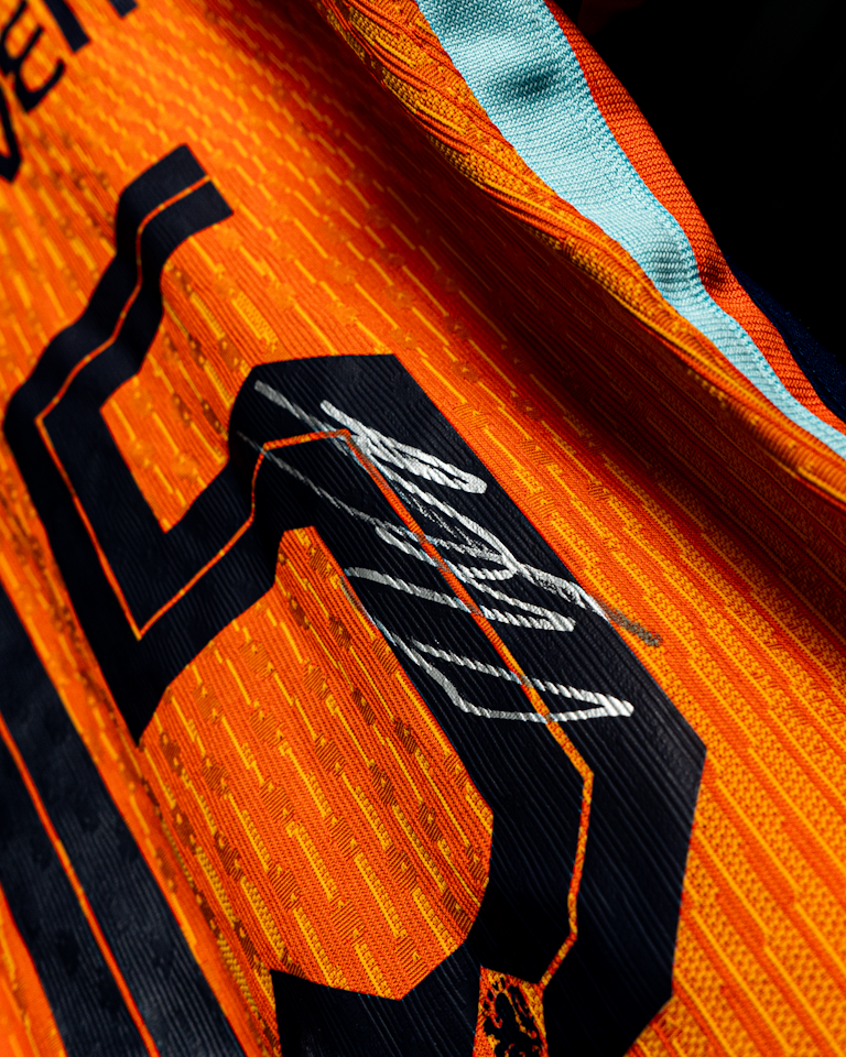 Mickey van de Ven Netherlands shirt