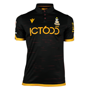 Daniel Oyegoke Bradford City jersey