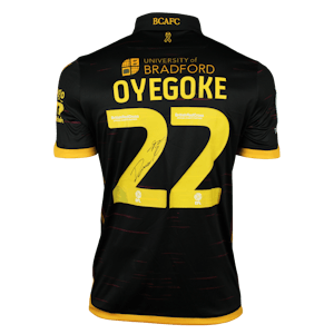 Daniel Oyegoke Bradford City jersey