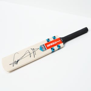 Harry Judd Mini Cricket Bat