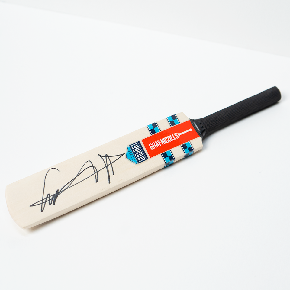 Harry Judd Mini Cricket Bat