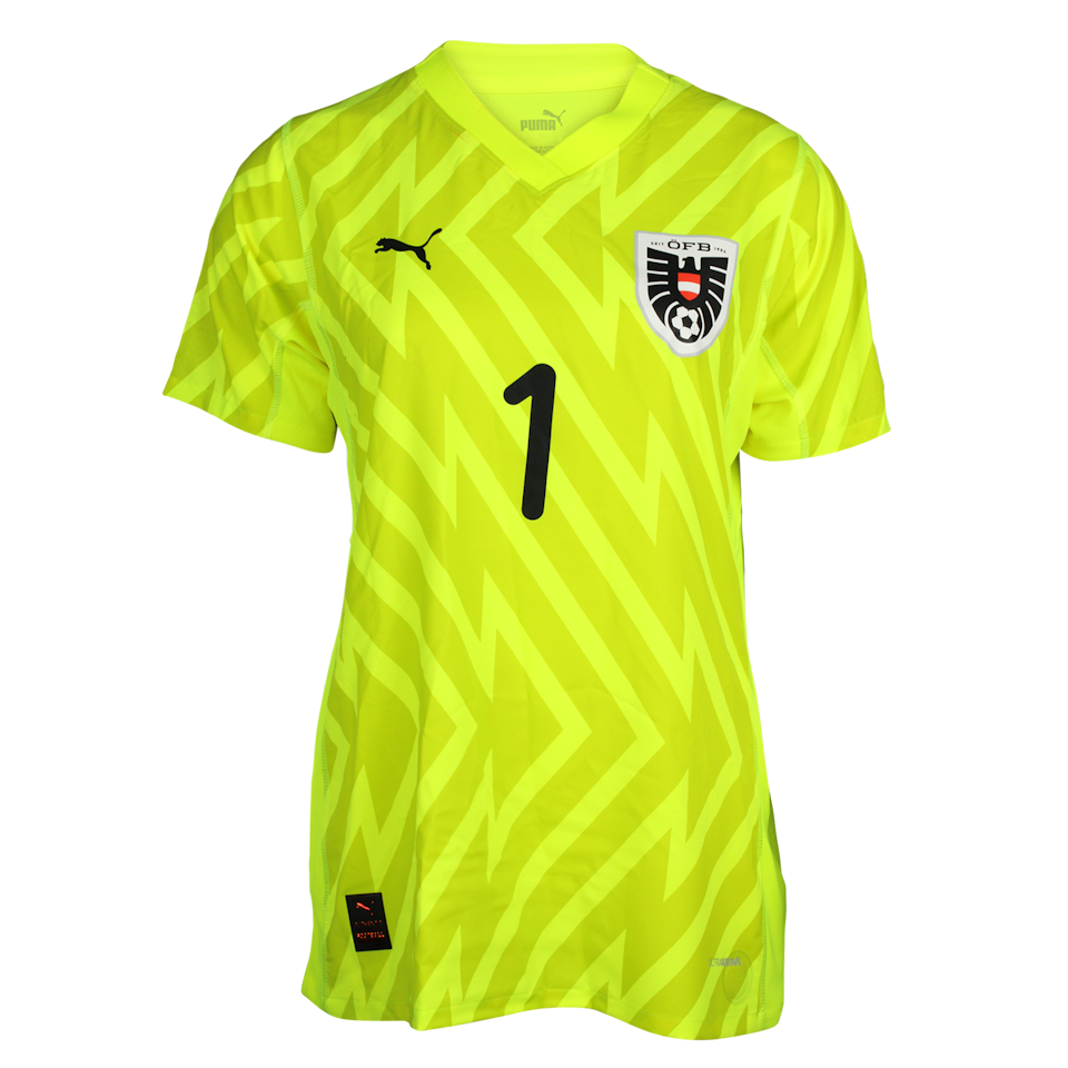Manuela Zinsberger Austria W shirt