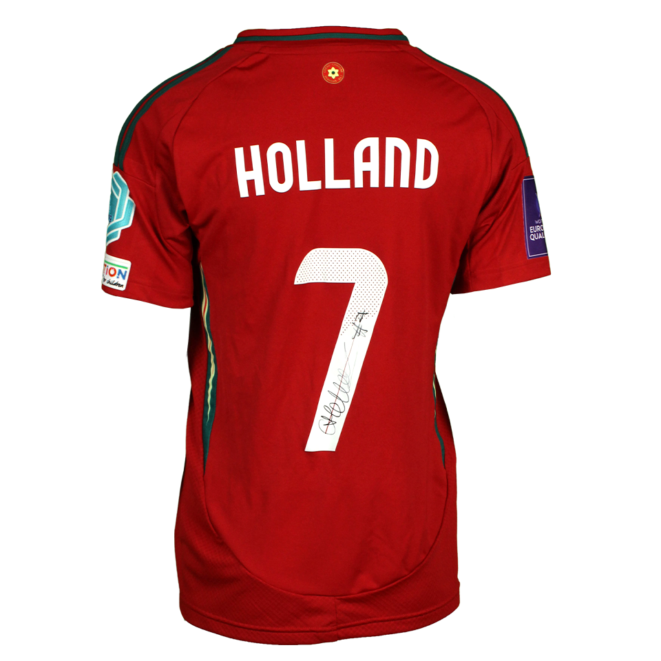 Ceri Holland Wales W shirt