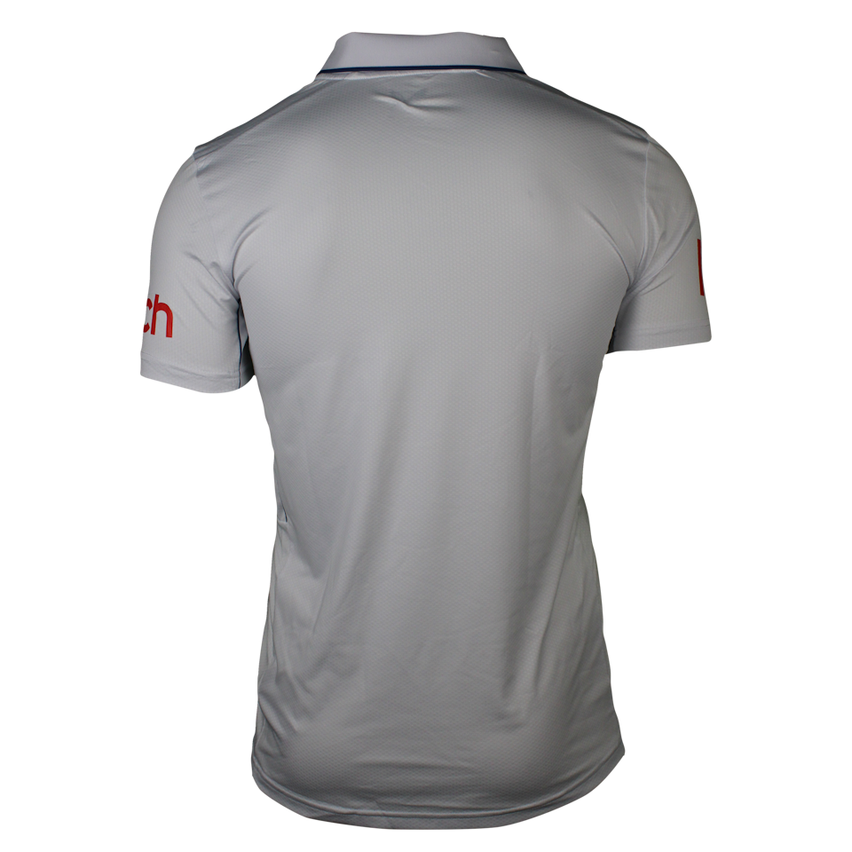 Squad Signed Shirt - 1