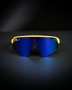 Gianni Vermeersch | Merci Poupou x Oakley Custom Sutro Lite Sweep