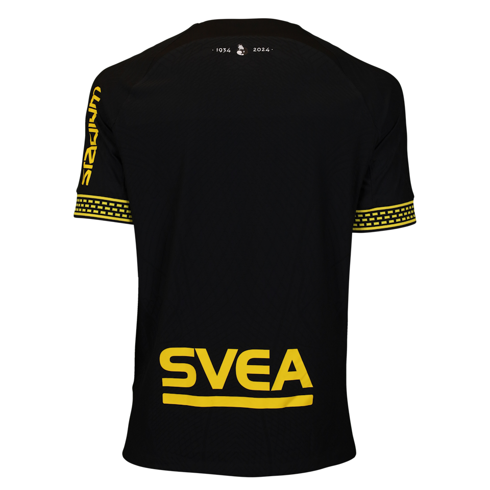 Squad Signed Shirt - 1