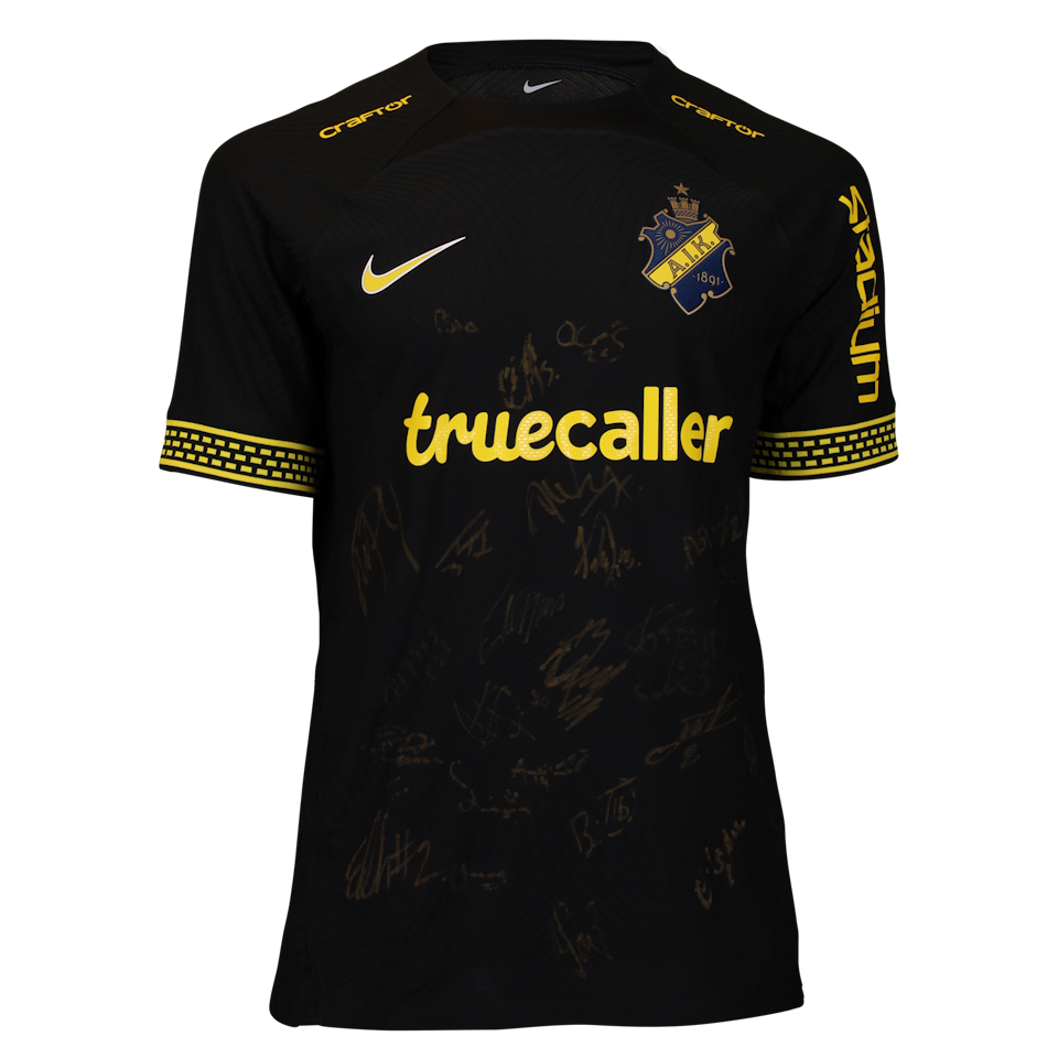 Squad Signed Shirt - 1