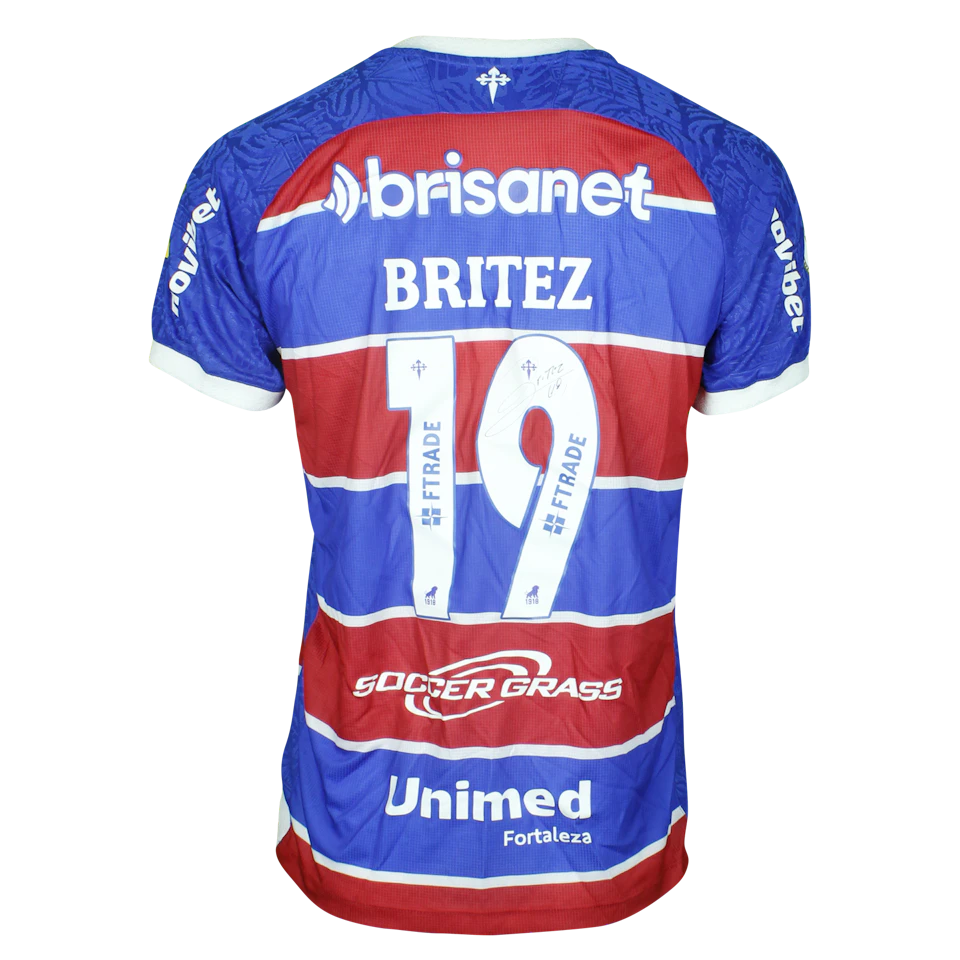 Emanuel Brítez Fortaleza camisa.