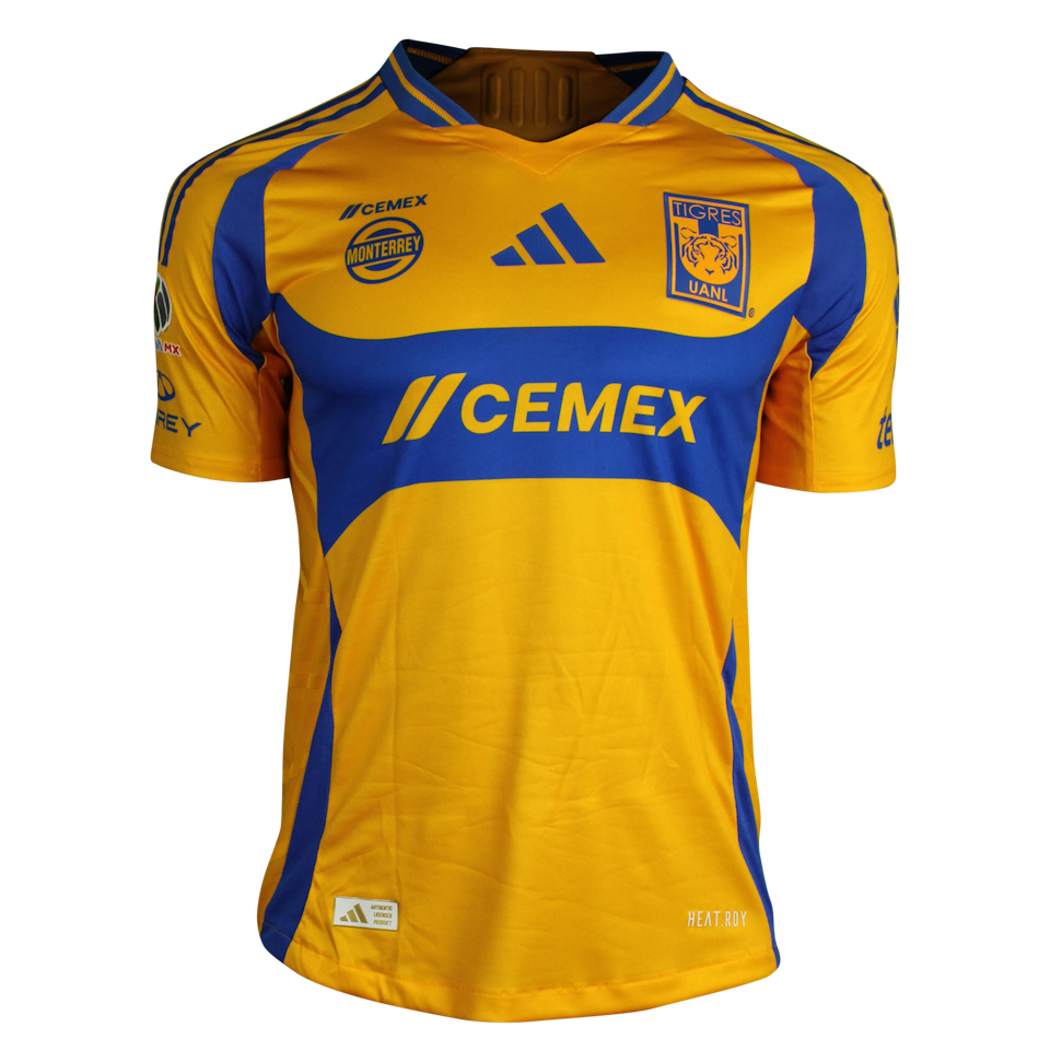 Juan Pablo Vigón Cham Tigres UANL shirt