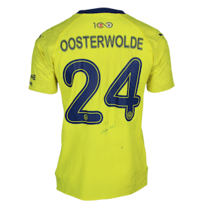Fenerbahçe 팀의 Jayden Oosterwolde 셔츠