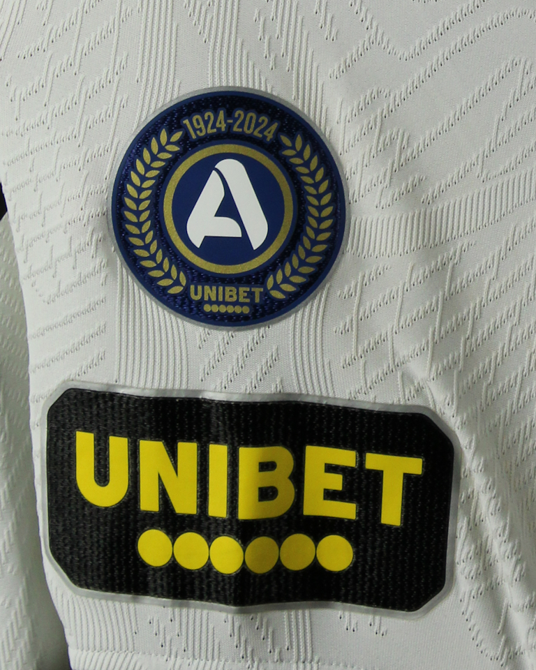 Dino Beširović AIK shirt
