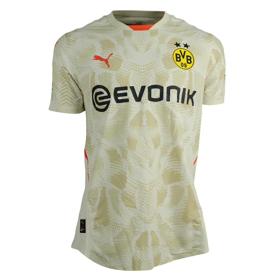 Marcel Lotka Borussia Dortmund jersey