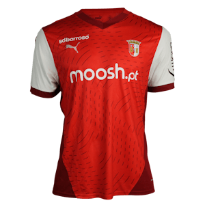 Sikou Niakate SC Braga のシャツ