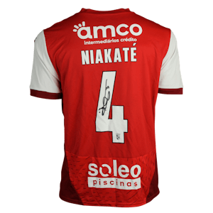 Sikou Niakate SC Braga のシャツ