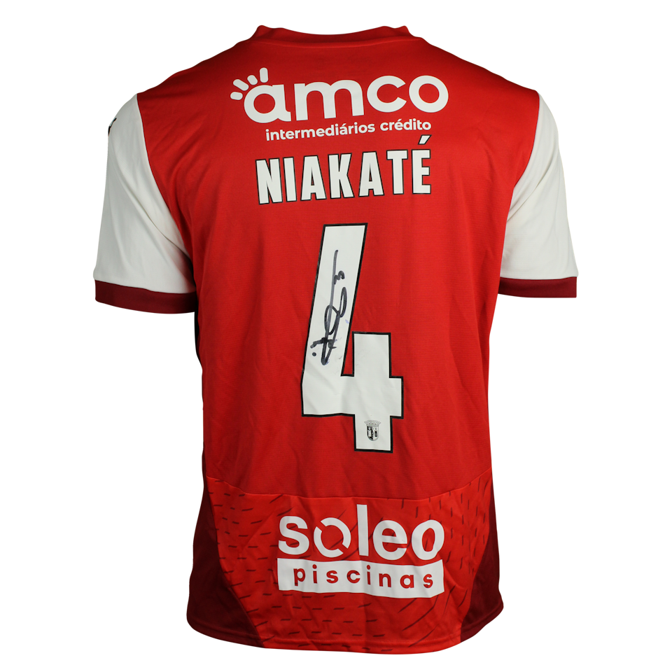 Sikou Niakate SC Braga のシャツ