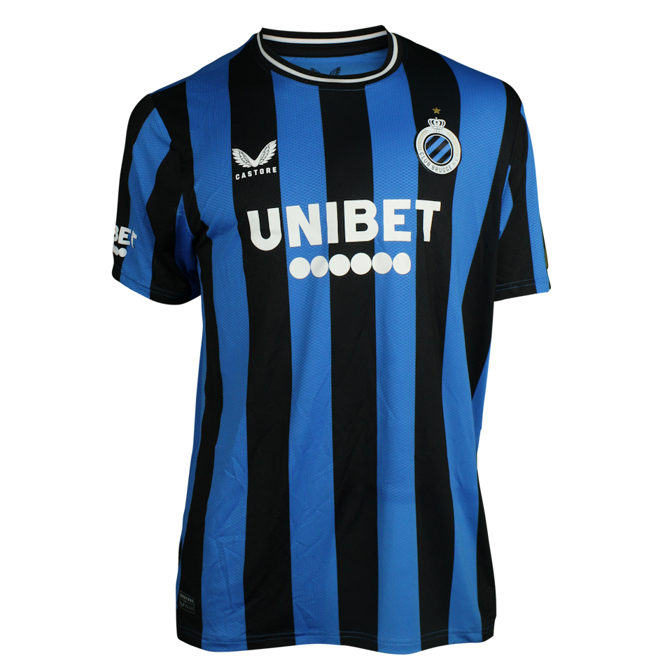 Raphael Onyedika Club Brugge forması