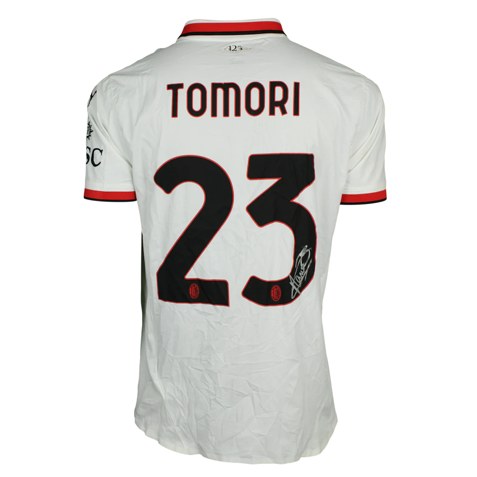 Fikayo Tomori AC Milan のシャツ