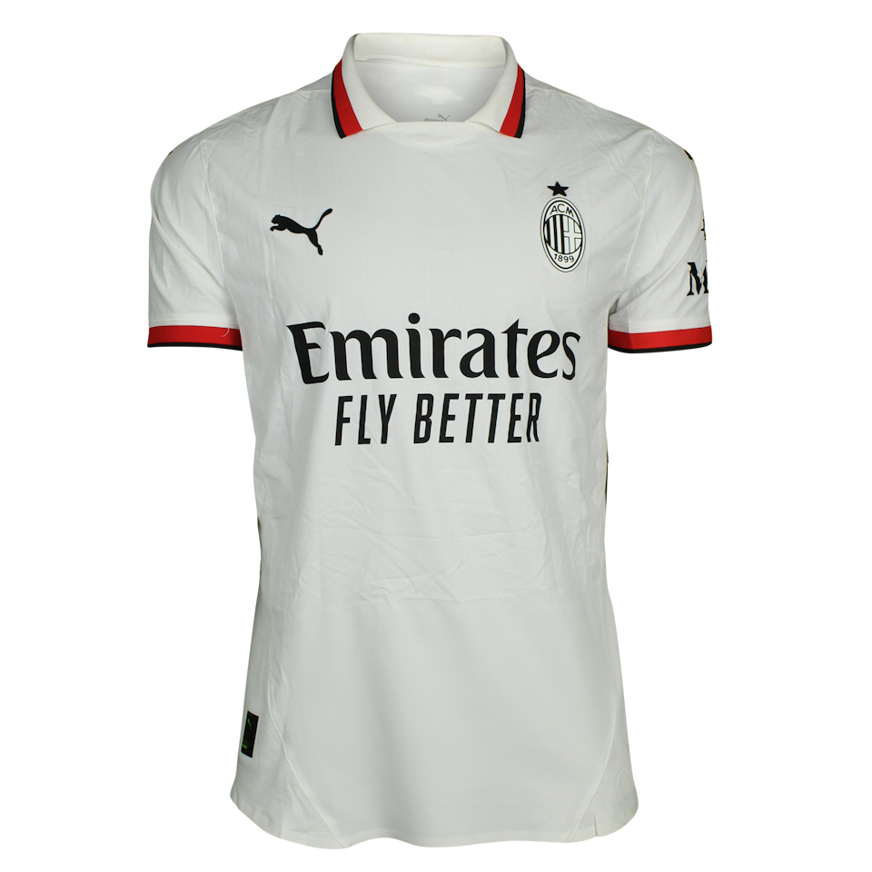 Ismaël Bennacer AC Milan shirt